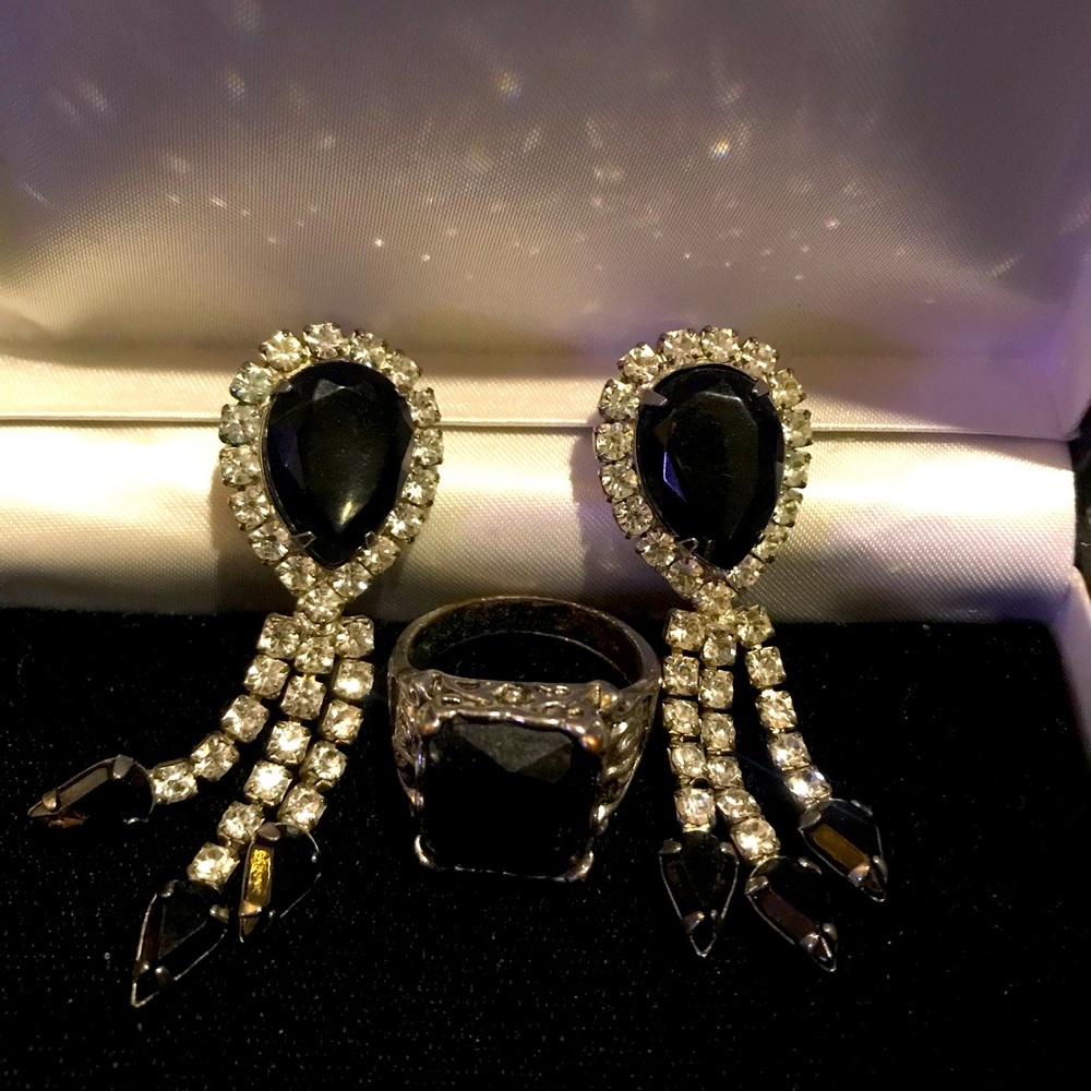 Antique earrings and ring (the ring wasn’t included but I had it and it matched)